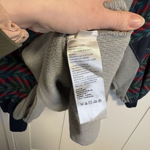 Free People We The Free Rainbow Dreams Oversized Pullover Size Small Gray - Picture 5 of 8